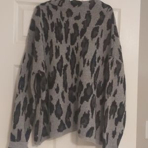 SALE⬇️new w/ tags* leopard cashmere sweater